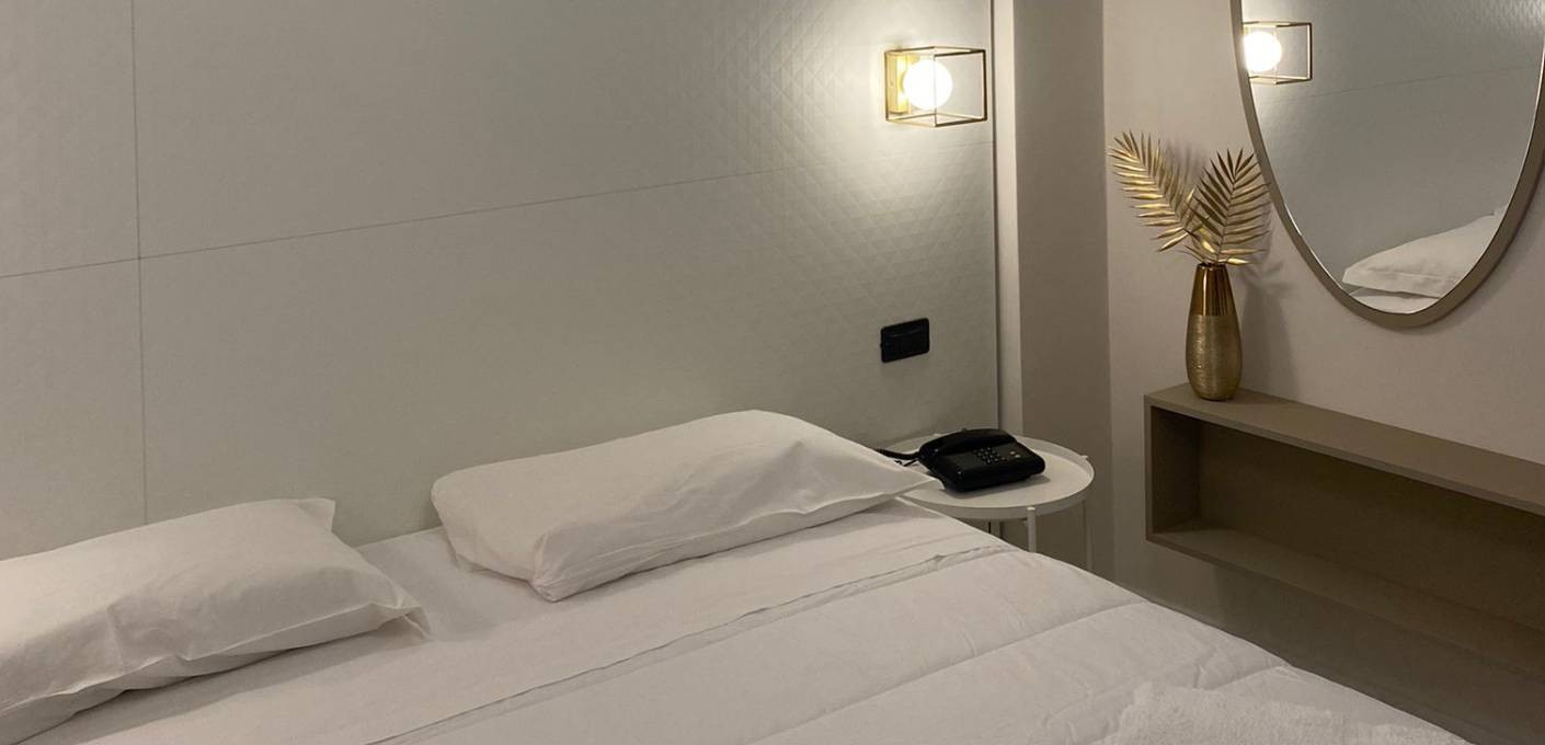 media.Camera-Superior-hotel-Villa-Tosi-1410x680 (2)